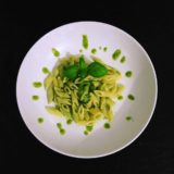 rimedio insonnia pasta con pesto